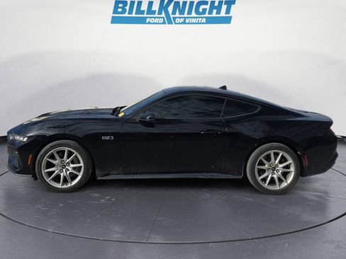 Used 2024 Ford Mustang GT Premium RWD image 2