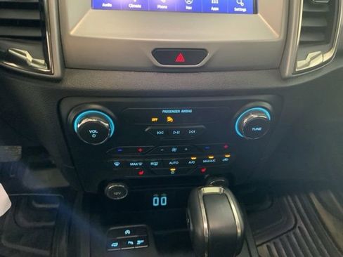 Used 2020 Ford Ranger XLT w/ Equipment Group 302A Luxury AWD/4WD image 18