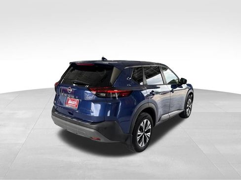 Used 2022 Nissan Rogue SV FWD image 5