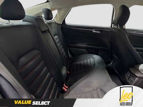 Used 2016 Ford Fusion SE w/ Equipment Group 201A FWD image 25
