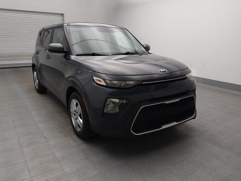 Used 2021 Kia Soul LX FWD image 14