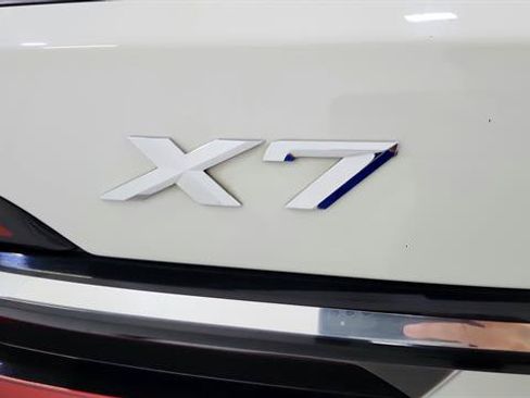Used 2026 BMW X7 xDrive40i AWD/4WD image 38