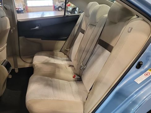 Used 2012 Toyota Camry LE FWD image 28