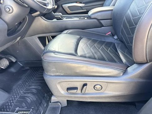 Used 2023 Nissan Pathfinder Platinum w/ Cargo Package AWD/4WD image 29