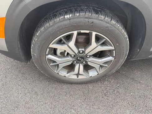 Used 2021 Kia Seltos EX AWD/4WD image 16