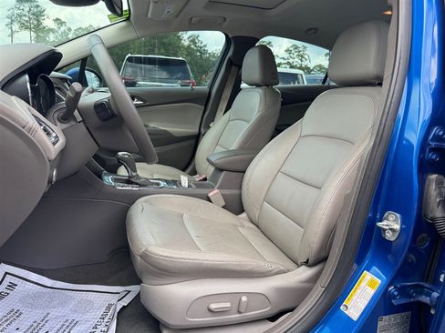 Used 2016 Chevrolet Cruze Premier FWD image 18