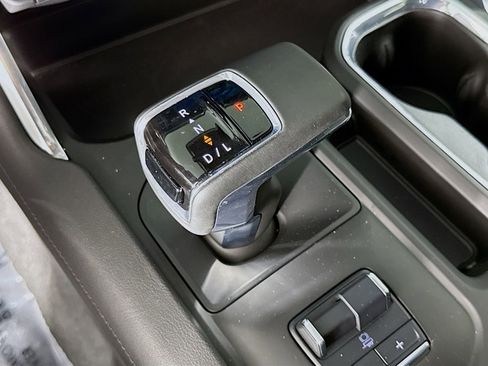 Used 2024 GMC Sierra 1500 Denali w/ Technology Package image 17