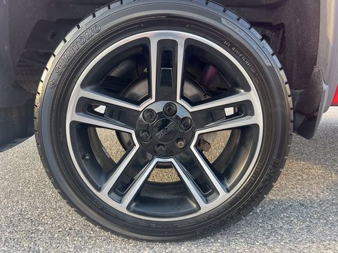 Used 2018 GMC Sierra 1500 SLT w/ SLT Preferred Package image 3