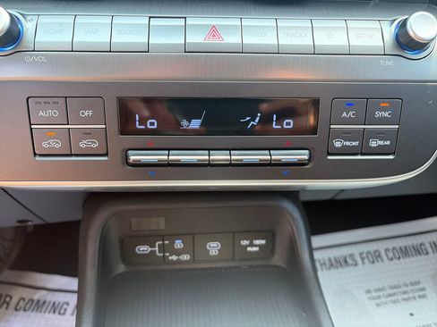 Used 2024 Hyundai Kona SEL AWD/4WD image 18
