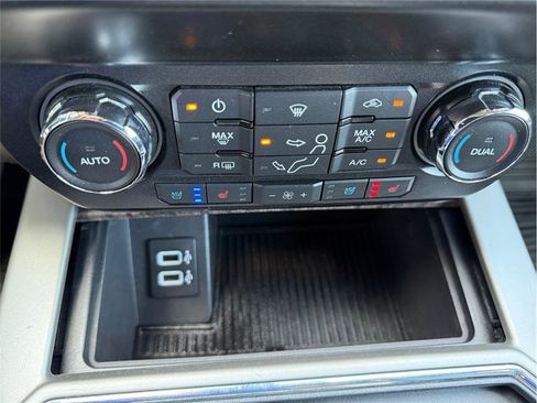 Used 2019 Ford F250 Lariat w/ Lariat Ultimate Package image 20