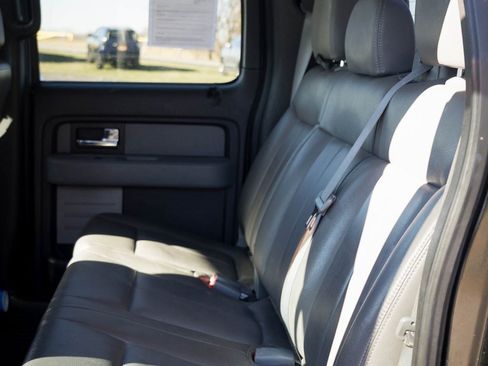 Used 2012 Ford F150 XLT w/ XLT Chrome Pkg image 15