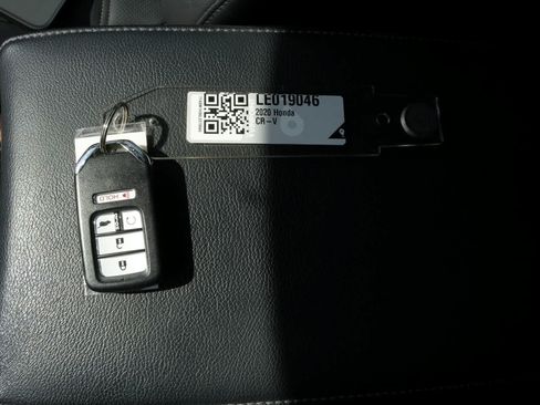 Used 2020 Honda CR-V Touring image 26
