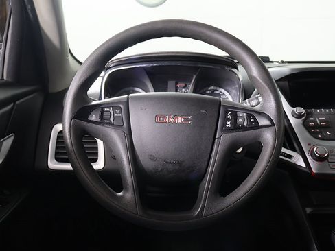 Used 2017 GMC Terrain SLE image 29