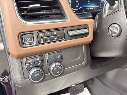 Used 2023 Chevrolet Tahoe High Country w/ LPO, Illumination Package image 30