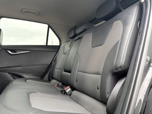 Used 2024 Kia Niro Wind w/ Wind Preserve Package image 32