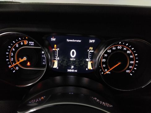 Used 2021 Jeep Gladiator Overland image 17