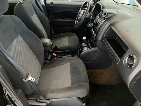 Used 2016 Jeep Patriot Sport w/ Power Value Group image 12