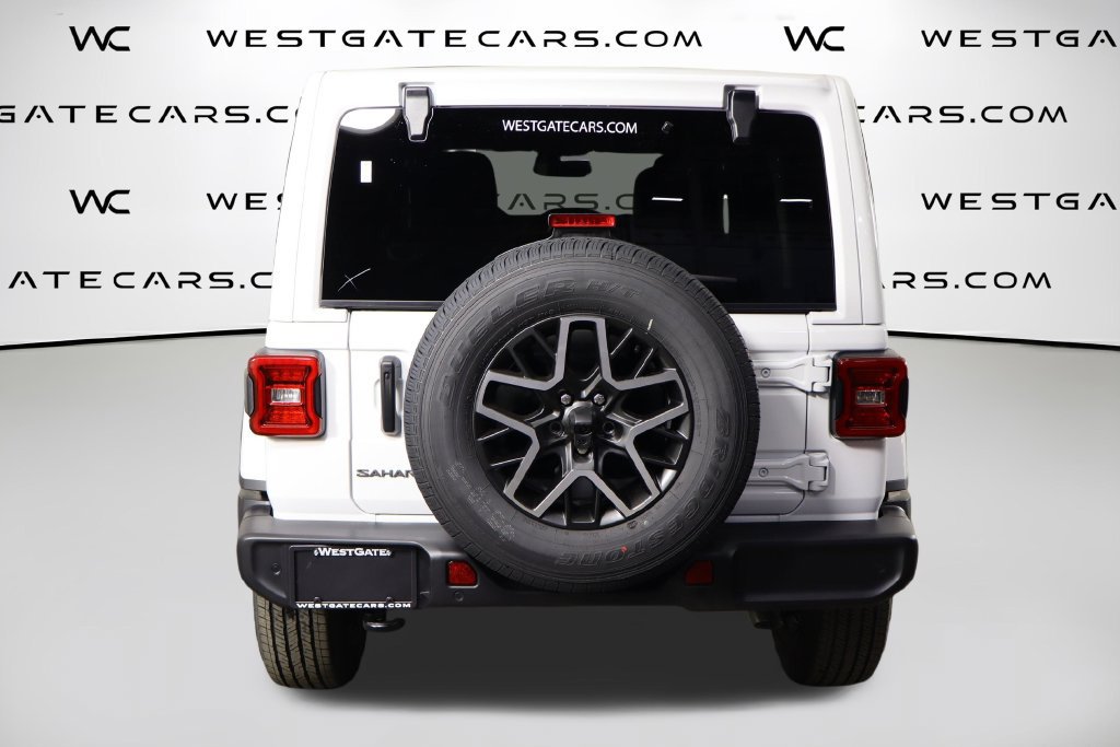 New 2027 Jeep Wrangler Unlimited Sahara AWD/4WD image 4