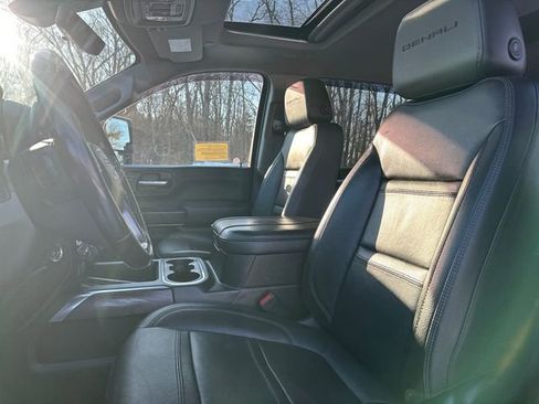 Used 2023 GMC Sierra 2500 Denali w/ Denali Ultimate Package image 38