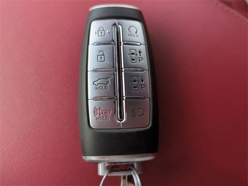 Used 2023 Genesis GV70 3.5T Sport w/ Sport Advanced Package image 30