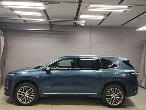 New 2026 Buick Enclave Avenir w/ Super Cruise Package image 18