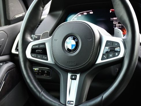 Used 2020 BMW X5 M50i w/ Premium Package image 20