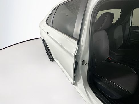 Used 2026 Volkswagen Jetta Sport FWD image 27