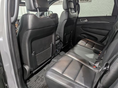 Used 2021 Jeep Grand Cherokee Limited w/ Premium Lighting Group image 10