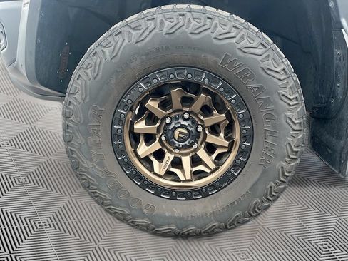 Used 2022 RAM 1500 TRX w/ TRX Level 2 Equipment Group AWD/4WD image 11