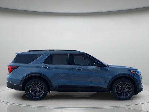 New 2026 Ford Explorer ST-Line RWD image 42