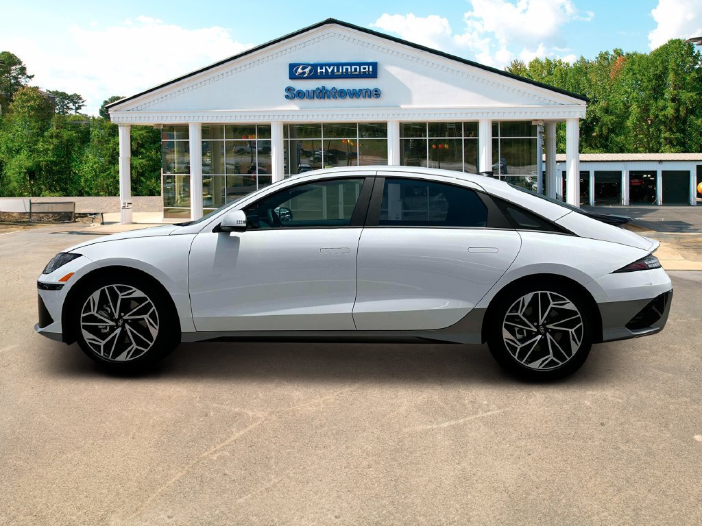 Used 2024 Hyundai Ioniq 6 SEL RWD image 3