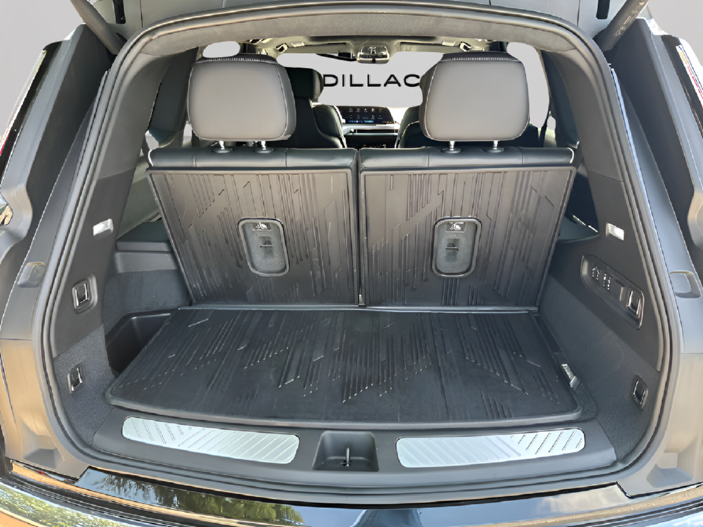 Used 2026 Cadillac Vistiq Sport w/ LPO, Floor Liner Package AWD/4WD image 42