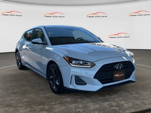 Used 2020 Hyundai Veloster 2.0 FWD image 5