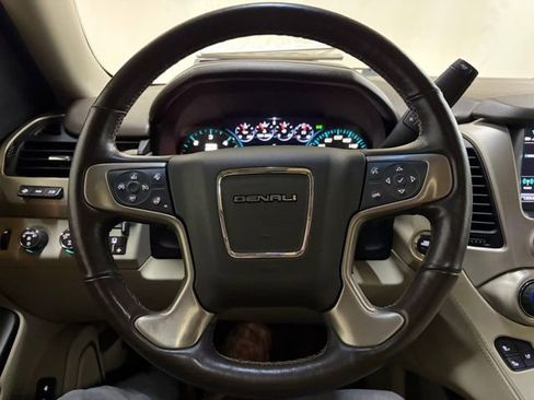 Used 2018 GMC Yukon XL Denali AWD/4WD image 62