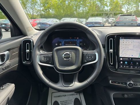 Used 2023 Volvo XC40 B5 Plus w/ Driver Assist Package AWD/4WD image 13