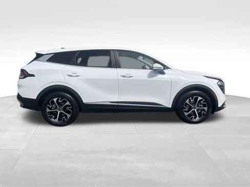Used 2023 Kia Sportage EX FWD image 9