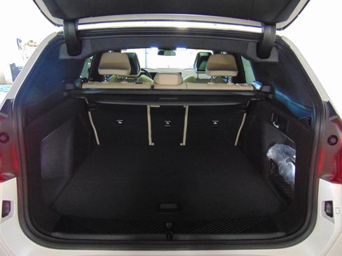 Used 2025 BMW X3 xDrive30i w/ Convenience Package image 7