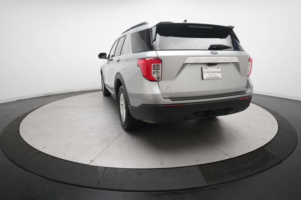 Used 2023 Ford Explorer XLT w/ Class IV Trailer Tow Package AWD/4WD image 33