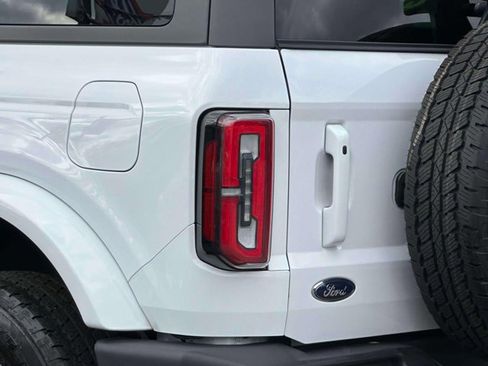 Certified 2023 Ford Bronco Outer Banks image 9