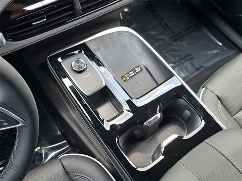 New 2026 Buick Enclave Sport Touring w/ Super Cruise Package image 22