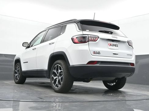 Used 2025 Jeep Compass Limited AWD/4WD image 52