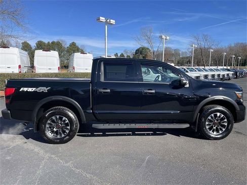 Used 2024 Nissan Titan PRO-4X w/ Pro-4x Convenience Package image 37