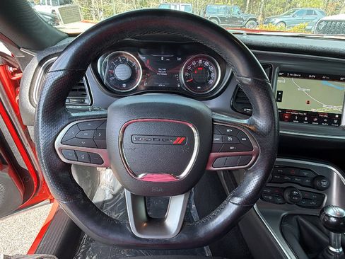 Used 2021 Dodge Challenger R/T w/ Performance Handling Group image 23