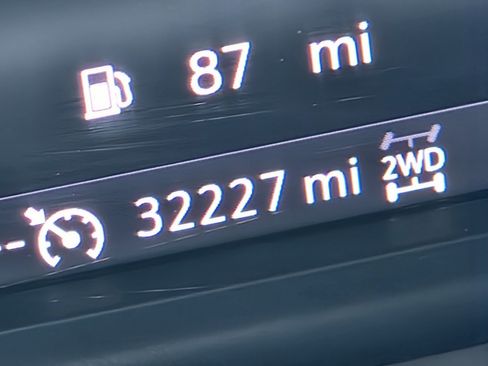 Used 2019 Chevrolet Silverado 1500 LT w/ All-Star Edition AWD/4WD image 21