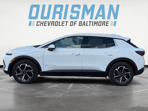 New 2026 Chevrolet Equinox EV LT image 3