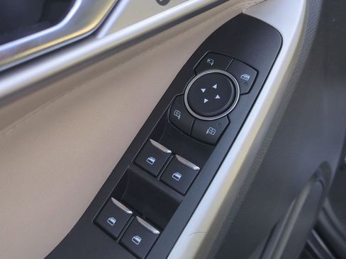 Used 2021 Ford Explorer Limited w/ Equipment Group 301A image 13