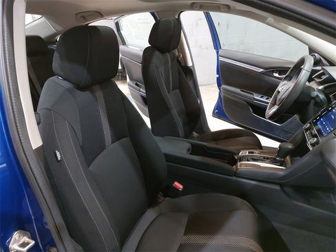 Used 2018 Honda Civic EX image 10
