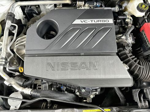 Used 2023 Nissan Rogue SV FWD image 31