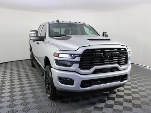 New 2026 RAM 2500 Tradesman AWD/4WD image 25