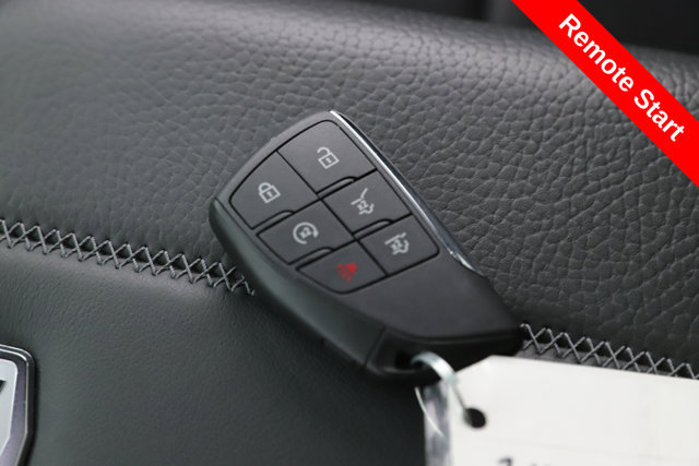 Used 2026 GMC Yukon Denali w/ Sun & Power Step Package AWD/4WD image 3